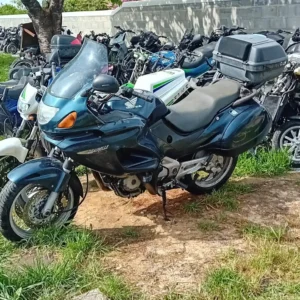 honda deauville 650 année 2000