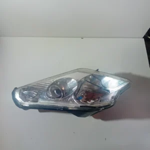 phare avant droit peugeot satelis 125